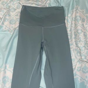 Lululemon wunder train leggings seam 23 size 2